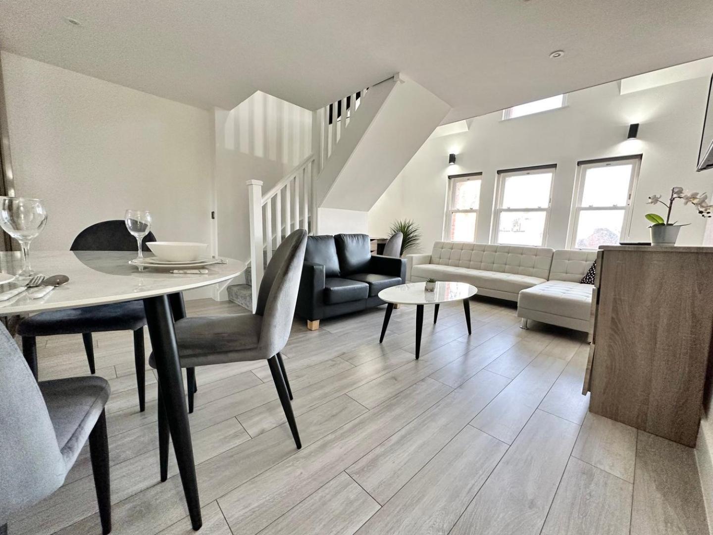 Luxury Duplex City Centre Apartment Leeds  Ngoại thất bức ảnh