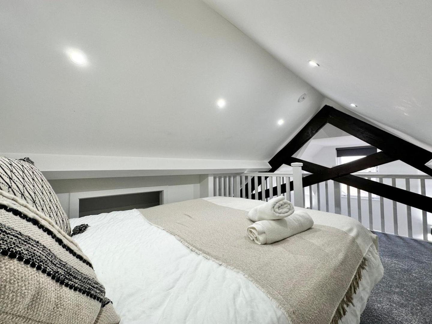 Luxury Duplex City Centre Apartment Leeds  Ngoại thất bức ảnh