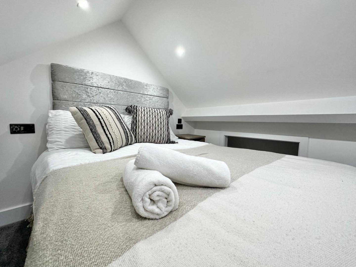 Luxury Duplex City Centre Apartment Leeds  Ngoại thất bức ảnh